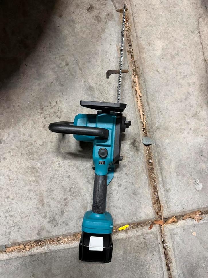 makita kettingzaag, Doe-het-zelf en Verbouw, Gereedschap | Boormachines, Nieuw, Ophalen of Verzenden