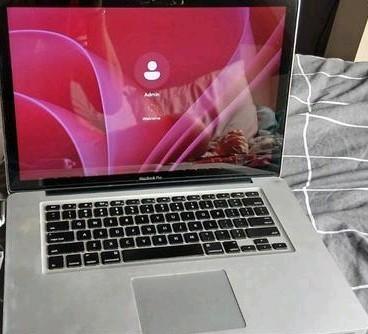 2xKrachtige MacBooks A1286 met i7-processor - Direct klaar, Computers en Software, Apple Macbooks, Zo goed als nieuw, 13 inch