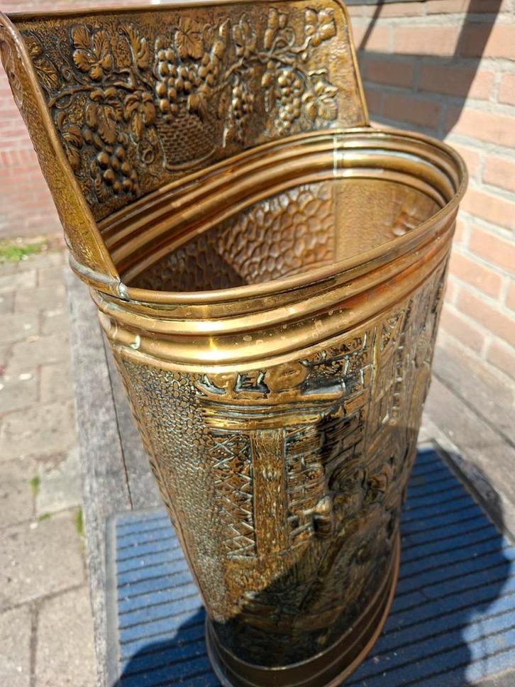 Antieke Messing Paraplubak met Afbeeldingen, Huis en Inrichting, Woonaccessoires | Paraplubakken, Gebruikt, Metaal, Ophalen