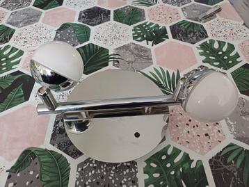 Moderne LED Lamp met 2 Spots beschikbaar voor biedingen