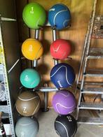Rek met kg gewicht ballen, Sport en Fitness, Ophalen, Nieuw, Buik, Fitnessbal