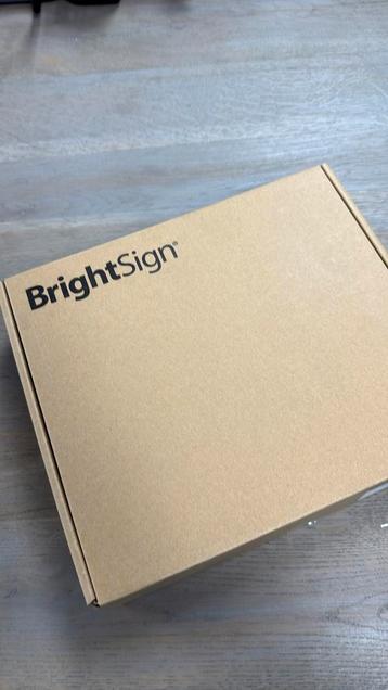 BrightSign XD1033 - nieuw in doos beschikbaar voor biedingen