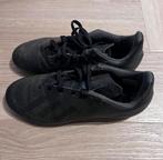 Adidas voetbalschoenen maat 36 2/3e, Ophalen of Verzenden, Gebruikt, Schoenen