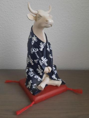 cow parade - meditating cow beschikbaar voor biedingen