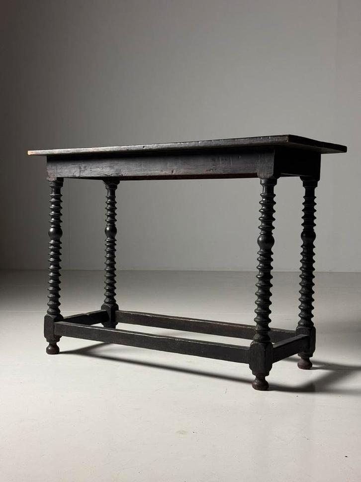 Spaanse tafel 18e eeuw antiek, Huis en Inrichting, Tafels | Sidetables, Zo goed als nieuw, 25 tot 50 cm, Rechthoekig, Ophalen