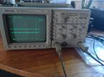 De "TDS 380" is een Tektronix TDS 380 digitale oscilloscoop., Doe-het-zelf en Verbouw, Meetapparatuur, Ophalen of Verzenden, Zo goed als nieuw