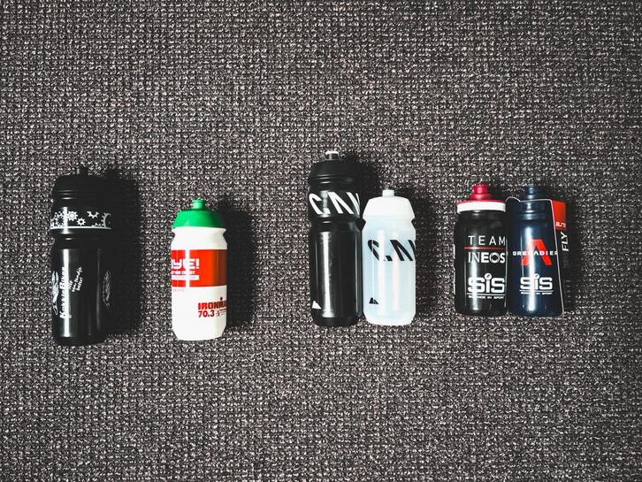 Diverse Bidons, Sport en Fitness, Bidons, Zo goed als nieuw, Ophalen of Verzenden