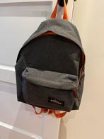 Eastpak Rugzak - Grijs, 25 tot 40 cm, Ophalen of Verzenden, Zo goed als nieuw, 30 tot 45 cm