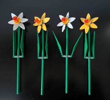 Lego bloemen (narcissen) set 40747 beschikbaar voor biedingen