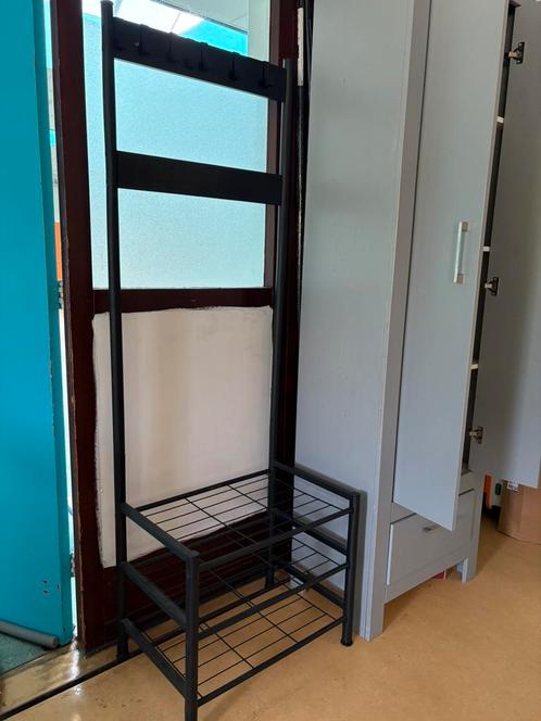 Zwarte Kapstok en schoenenrek in 1, Huis en Inrichting, Woonaccessoires | Kapstokken, Zo goed als nieuw, Staande kapstok, 150 tot 200 cm