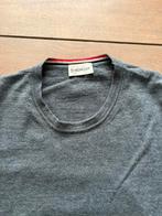 Moncler trui. Origineel. Kleur grijs. Maat M, Ophalen of Verzenden, Zo goed als nieuw, Maat 48/50 (M), Grijs