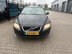 Volvo V70 2.0 T AUT 2011 Grijs, Auto's, Origineel Nederlands, Te koop, 2000 cc, Zilver of Grijs