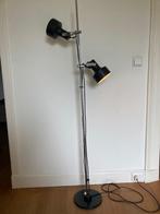 Anvia vloerlamp 2 spots chroom/ metaal zwart vintage, Huis en Inrichting, Lampen | Vloerlampen, Ophalen, Gebruikt, Metaal, 150 tot 200 cm