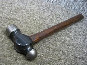 Zware Bolhamer. 1150 gram beschikbaar voor biedingen