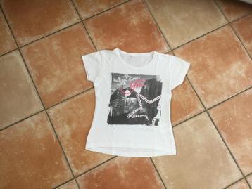 Mooi wit meiden t-shirt, maat 134/140 beschikbaar voor biedingen