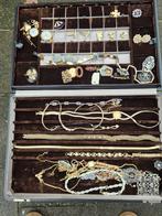 Antieke Vintage sieraden., Sieraden, Tassen en Uiterlijk, Antieke sieraden, Ophalen of Verzenden, Overige materialen