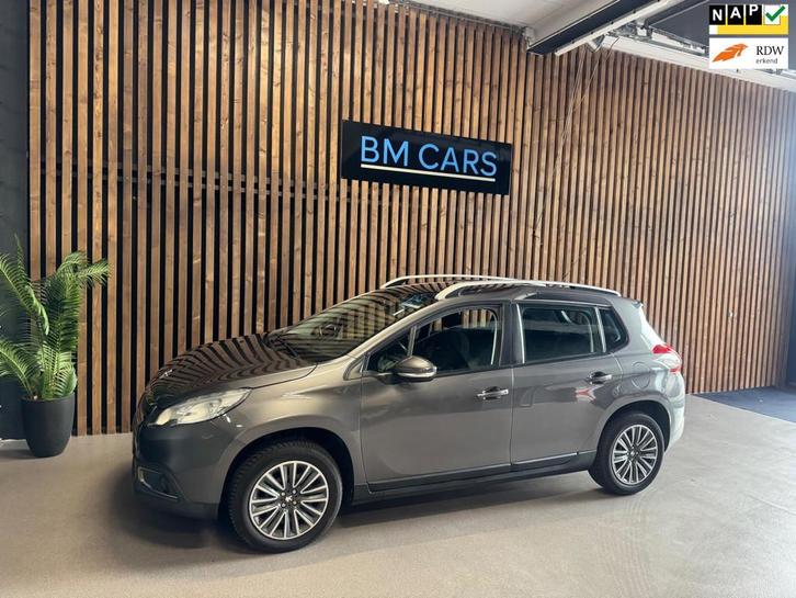 Peugeot 2008 1.2 PureTech Active AUTOMAAT,Panodak,Trekhaak, Auto's, Peugeot, Bedrijf, Te koop, ABS, Airbags, Airconditioning, Boordcomputer