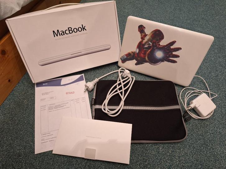 MacBook 13-inch – met originele doos en accessoires, Computers en Software, Apple Macbooks, Gebruikt, MacBook, 13 inch, 2 tot 3 Ghz