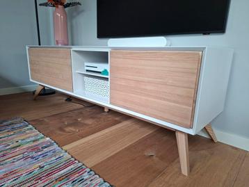 Stijlvol TV Meubel - Modern Design 175 cm beschikbaar voor biedingen