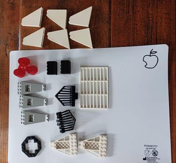 Lego space onderdelen beschikbaar voor biedingen
