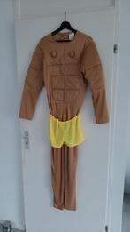 Te huur: Naaktpak man gele zwembroek sixpack Dries Roelvink, Ophalen of Verzenden, Zo goed als nieuw