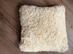 Mooi kussen, Huis en Inrichting, Woonaccessoires | Kussens, Ophalen of Verzenden, Zo goed als nieuw, Wit