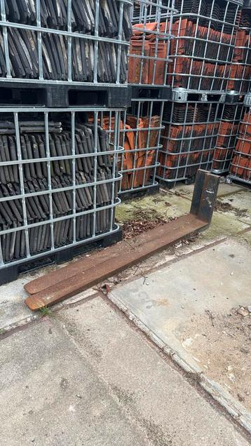 Lange pallet lepels 200cm vetter lange lepels beschikbaar voor biedingen