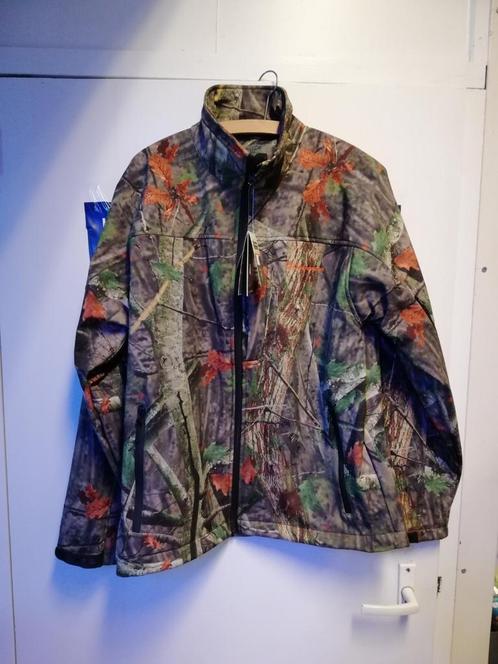 Outdoor softshelljas Higlander Odin tree deep print maat XL, Watersport en Boten, Hengelsport | Algemeen, Zo goed als nieuw, Kleding