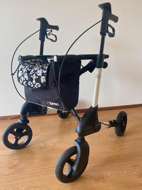 Lichtgewicht rollator Topro Troja 2G medium M wit, Diversen, Rollators, Zo goed als nieuw, Lichtgewicht, Opvouwbaar, Ophalen