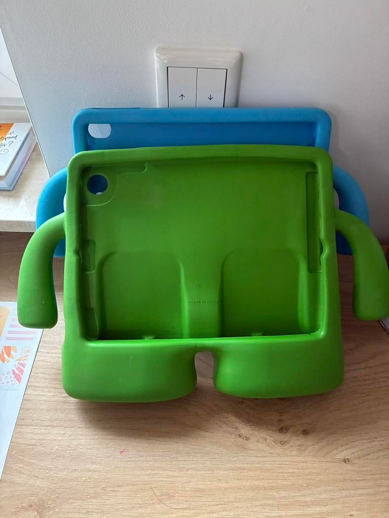 Tablethoes 2 stuks, Ophalen, Zo goed als nieuw, 10 inch, Overige typen