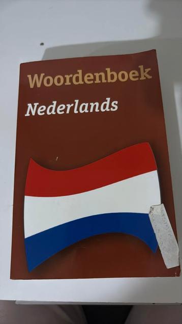 Woordenboek Nederlands beschikbaar voor biedingen