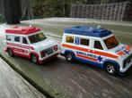 2 zware ambulances majorette 14 cm, Verzenden