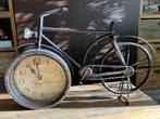 Leuke klok in vorm van een ouderwetse fiets, breedte 37 cm, Huis en Inrichting, Ophalen, Zo goed als nieuw, Analoog, Wekker of Tafelklok