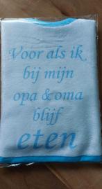 Slabber. 'Voor als ik bij mijn opa & oma blijf eten', Ophalen of Verzenden, Nieuw, Jongetje