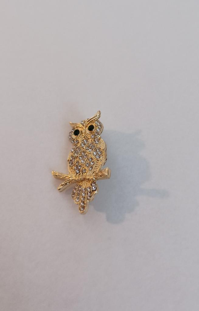 Uiltje broche, Sieraden, Tassen en Uiterlijk, Broches, Nieuw, Overige materialen, Overige kleuren, Minder dan 4 cm, Met strass