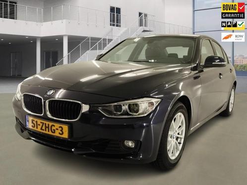 BMW 3-serie 320i Upgrade Edition 1 Eig. 85.300 km +NAP NL-au, Auto's, BMW, Bedrijf, Te koop, 3-Serie, ABS, Airbags, Airconditioning