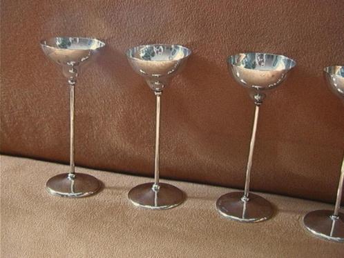 Zes zilveren coupes, op hoge voet, Art Deco zilver, likeur, Antiek en Kunst, Antiek | Goud en Zilver, Zilver, Verzenden