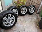 Originele Volvo XC60 velgen met winterbanden 8 mm profiel, Auto-onderdelen, Banden en Velgen, Ophalen, Velg(en), 17 inch, Winterbanden