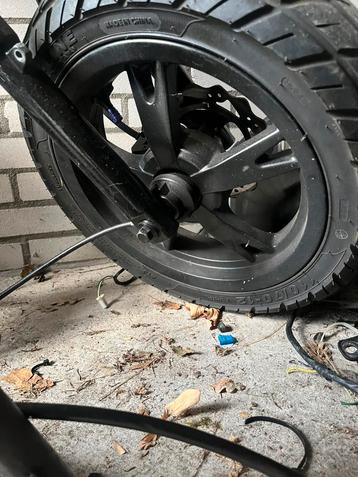 Set wielen beschikbaar voor biedingen
