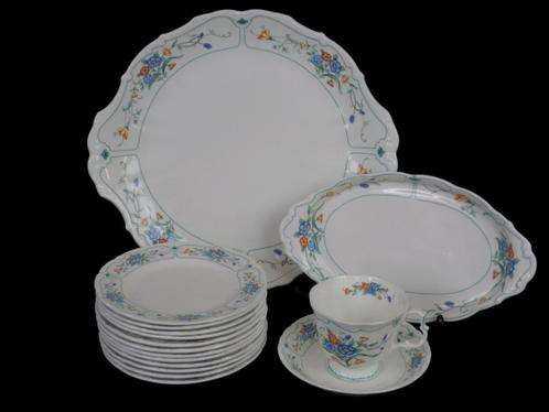 Royal Albert HAMLYN servies, Huis en Inrichting, Keuken | Servies, Zo goed als nieuw, Kop(pen) en/of Schotel(s), Overige stijlen