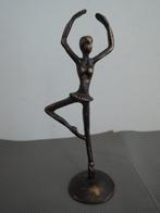 Koperkleurige metalen ballerina, Antiek en Kunst, Ophalen of Verzenden