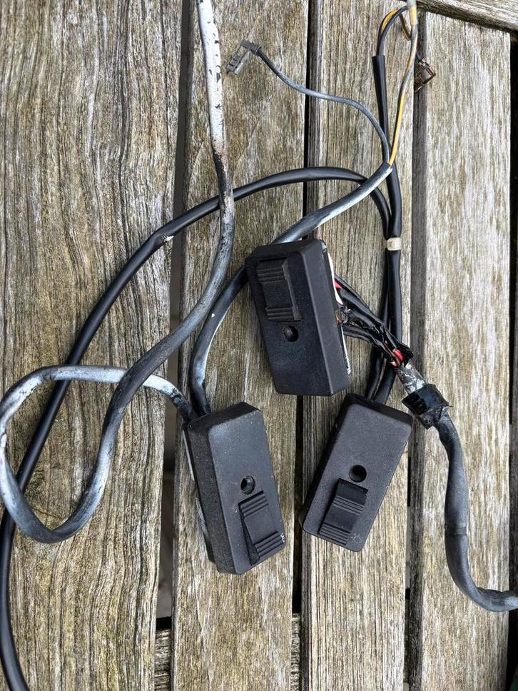 Vespa PK50-XL Licht/Knipperlichtschakelaar Nieuw/Gebruikt, Doe-het-zelf en Verbouw, Elektra en Kabels, Gebruikt, Schakelaar, Ophalen of Verzenden