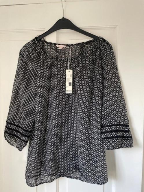 Nieuw zwart met grijs shirt blouse Esprit maat 38 incl prijs, Kleding | Dames, Blouses en Tunieken, Nieuw, Maat 38/40 (M), Zwart