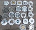 DIVERSE kunststof naafdeksels,doppen AUDI ,VW,RH, Auto diversen, Wieldoppen, Ophalen of Verzenden, Zo goed als nieuw