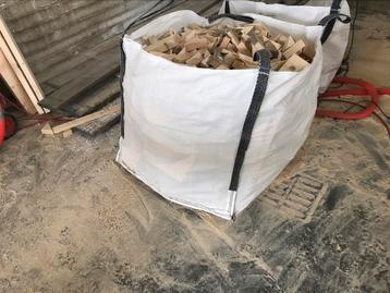 Brandhout stookhout aanmaak hout beschikbaar voor biedingen