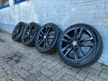 OEM VW Pamplona 17 inch 5x100 R-Line Polo AW 2G Michelin PS5 beschikbaar voor biedingen