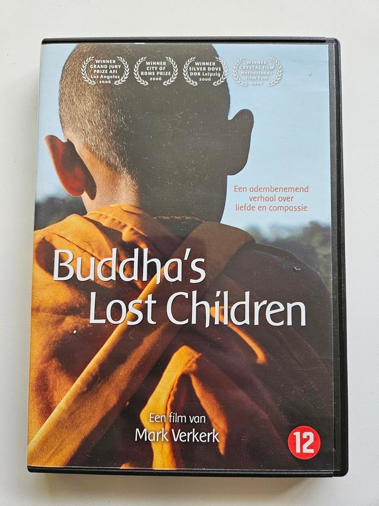 Dvd buddha's lost children, Alle leeftijden, Ophalen, Zo goed als nieuw, Oorlog of Misdaad