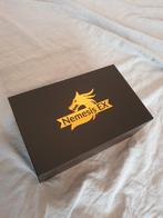 Nemesis EX doos voor PSA kaarten, Hobby en Vrije tijd, Gezelschapsspellen | Bordspellen, Ophalen of Verzenden, Nieuw