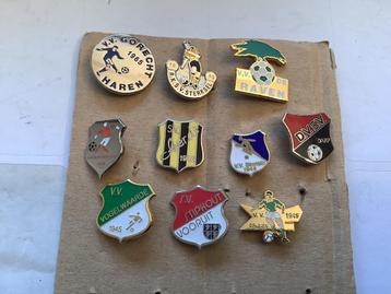 10 emaille voetbalspeldjes amateurs beschikbaar voor biedingen