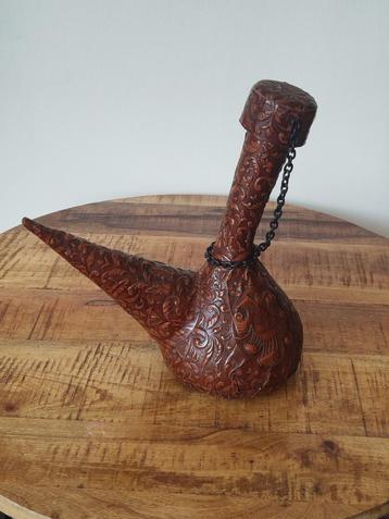 Vintage Spaanse Wijnfles reliëfleer–El Quijote de la mancha beschikbaar voor biedingen